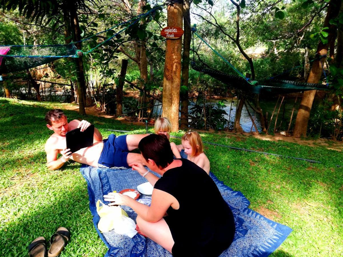 Atha Safari Resort & Riverside Camping Udawalawe Eksteriør bilde